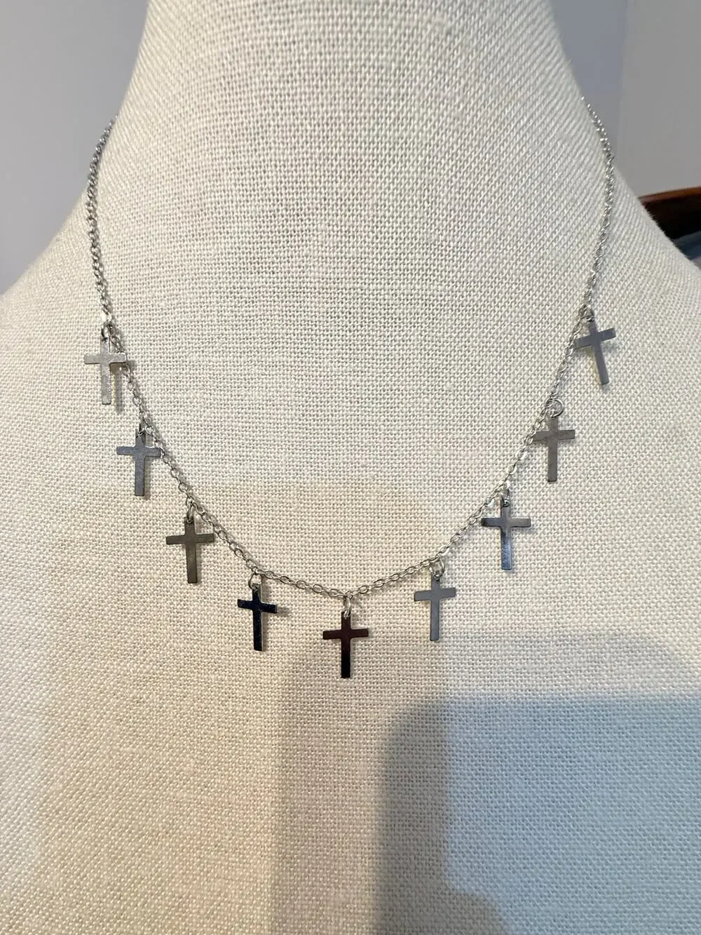 Vintage Silver Tone Cross Charm Necklace 16”